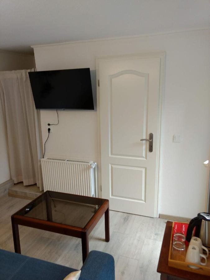 Ruhige, gemütliche 1-Zimmer Gartenwohnung für 2 Erwachsene und 2 Kinder Lubeca Exterior foto