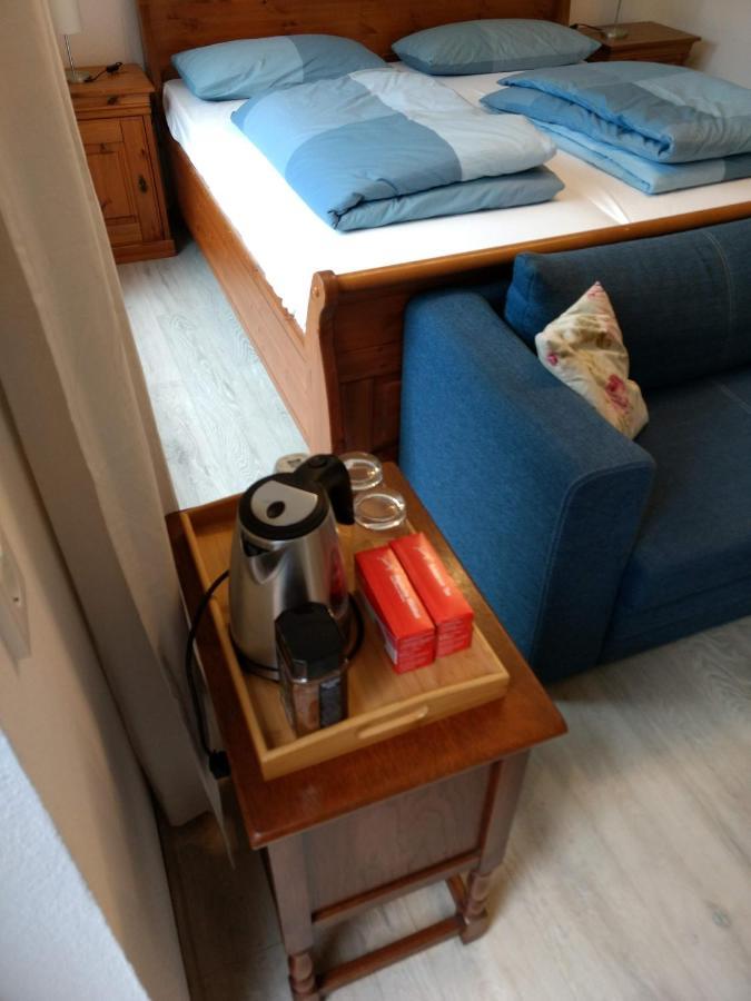 Ruhige, gemütliche 1-Zimmer Gartenwohnung für 2 Erwachsene und 2 Kinder Lubeca Exterior foto