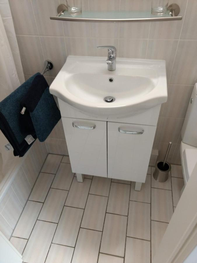 Ruhige, gemütliche 1-Zimmer Gartenwohnung für 2 Erwachsene und 2 Kinder Lubeca Exterior foto